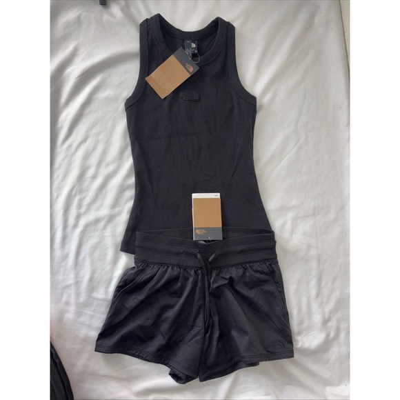 The North Face Tops - The North Face Women's‎ Slim Rib Tank and FlashDry Shorts XS (Both)  Black